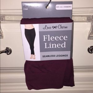 Leggings.